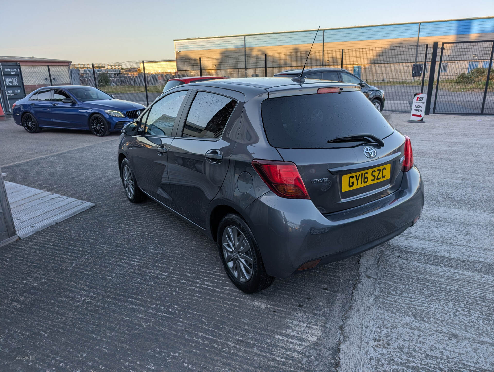Apr 2016 Toyota Yaris 1.33 VVT-i Icon 5dr