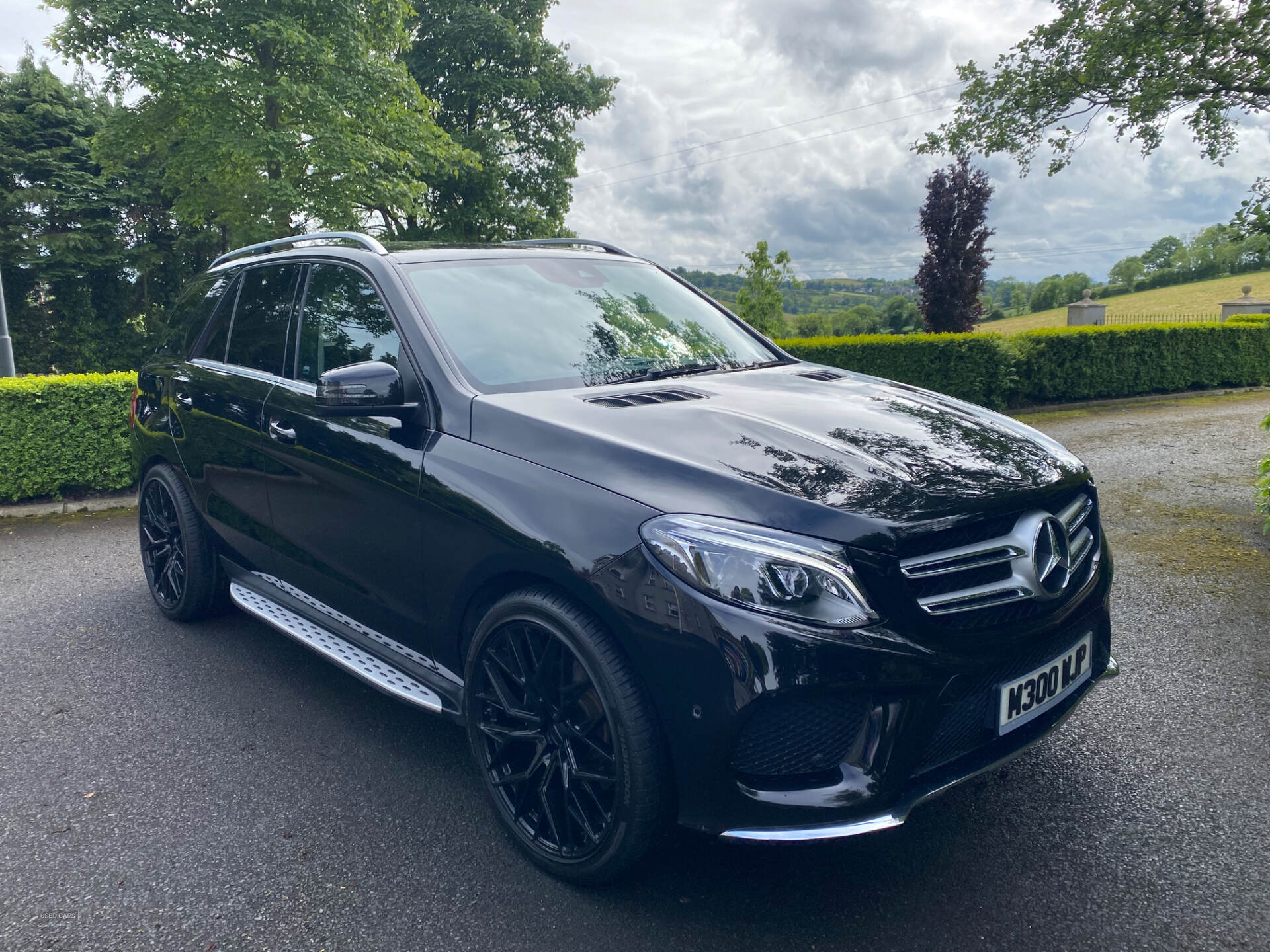 Feb 2018 Mercedes GLE-Class GLE 350d 4Matic AMG Line 5dr 9G-Tronic