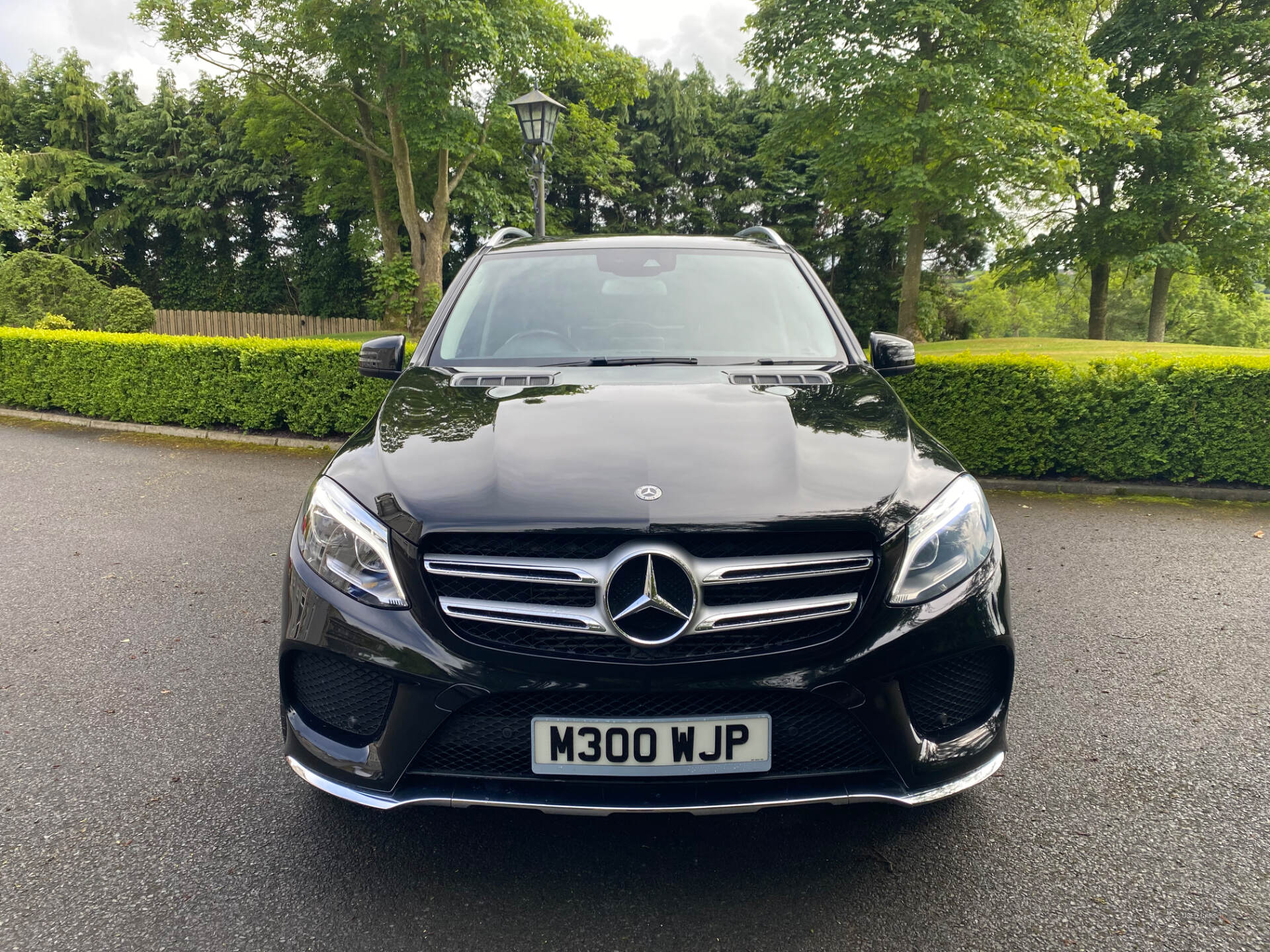 Feb 2018 Mercedes GLE-Class GLE 350d 4Matic AMG Line 5dr 9G-Tronic