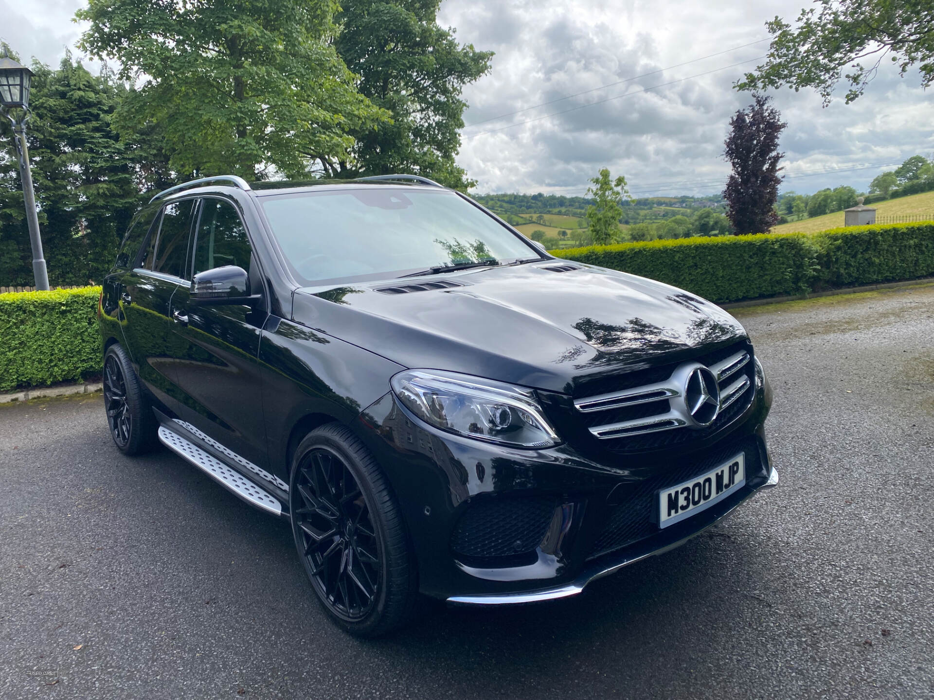 Feb 2018 Mercedes GLE-Class GLE 350d 4Matic AMG Line 5dr 9G-Tronic
