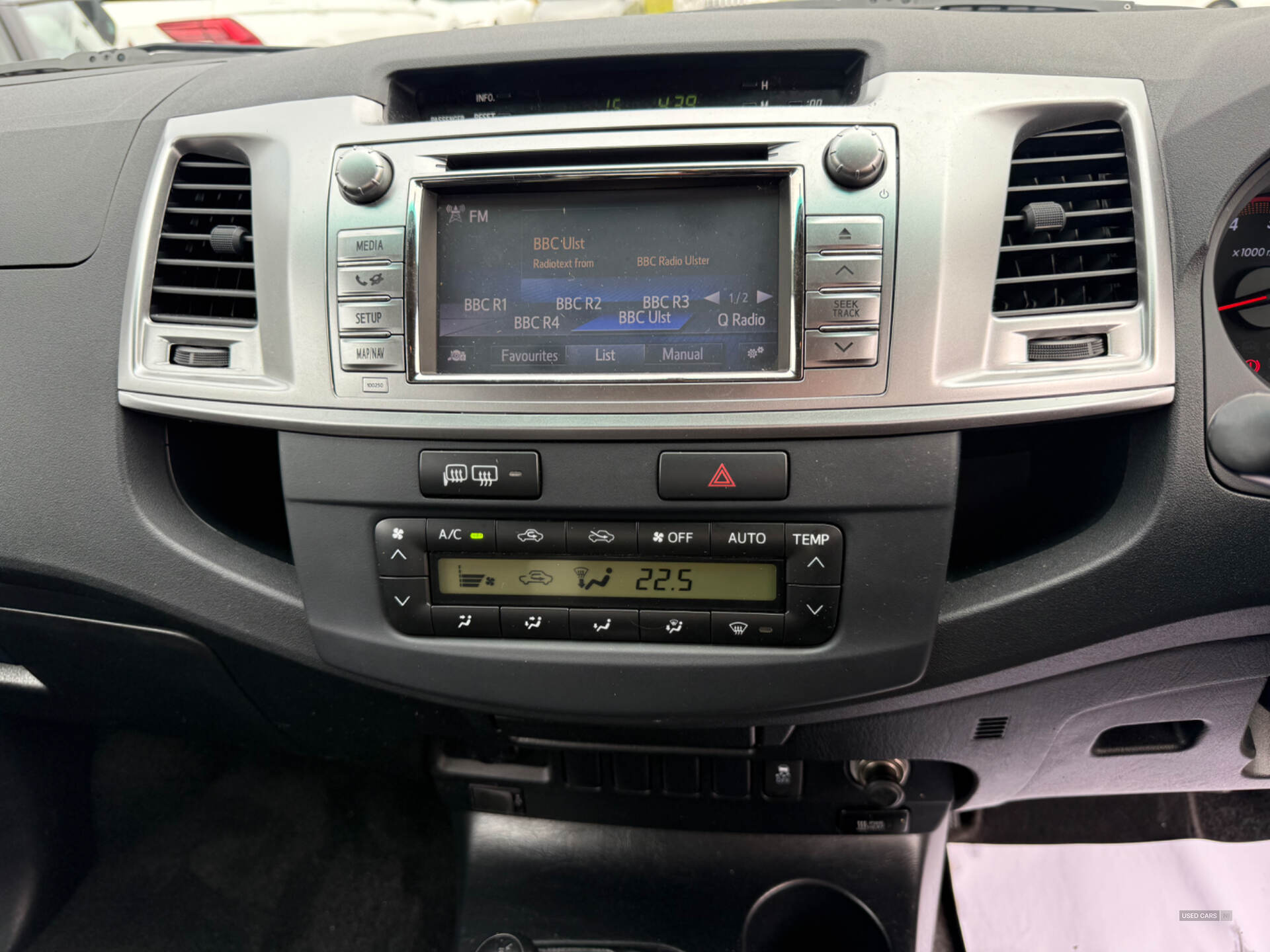 Sep 2015 Toyota Hilux Invincible X D/Cab Pick Up 3.0 D-4D 4WD 171 Auto