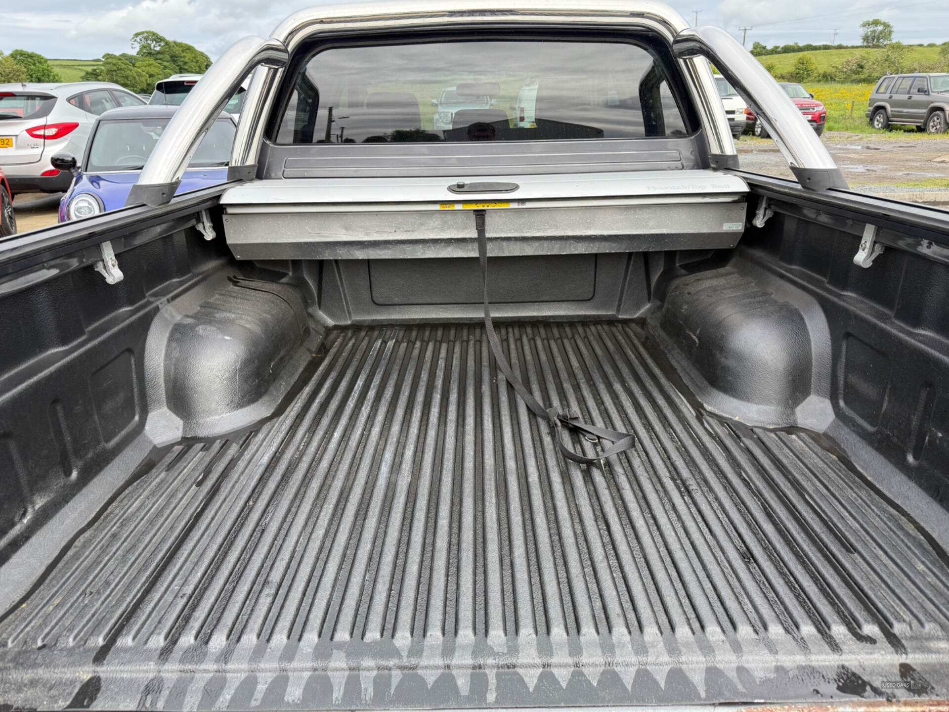 Sep 2015 Toyota Hilux Invincible X D/Cab Pick Up 3.0 D-4D 4WD 171 Auto