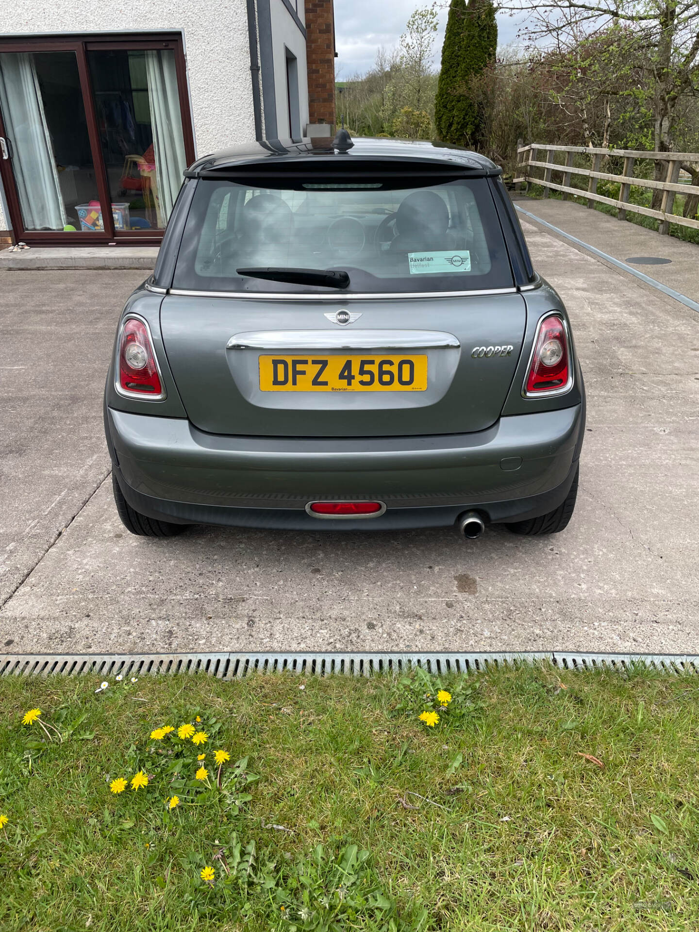Aug 2010 MINI Hatch 1.6 Cooper Graphite [122] 3dr