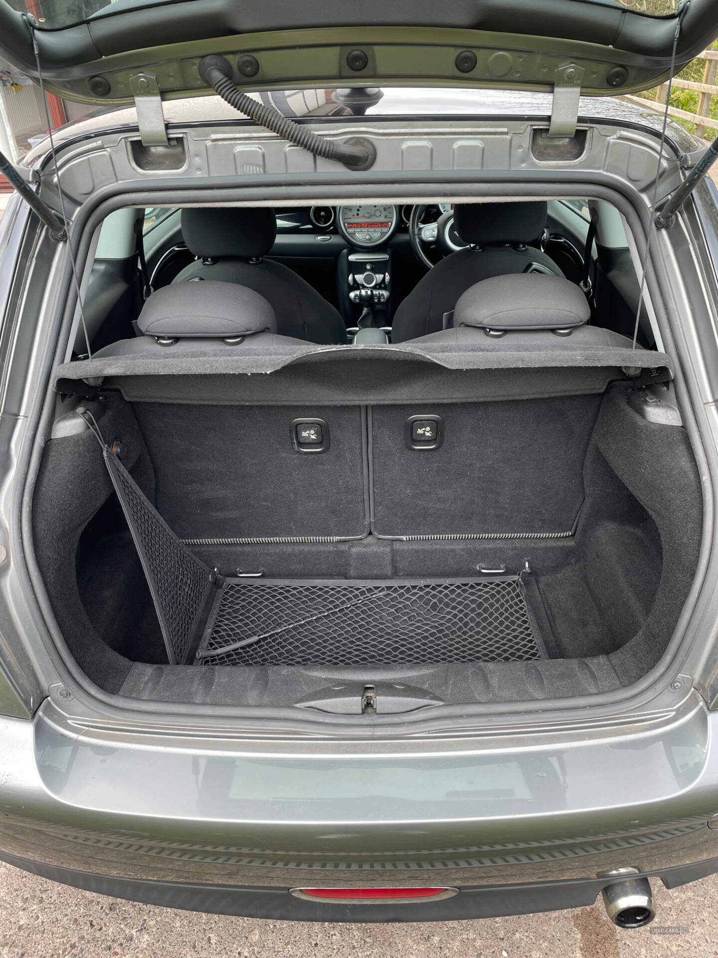 Aug 2010 MINI Hatch 1.6 Cooper Graphite [122] 3dr