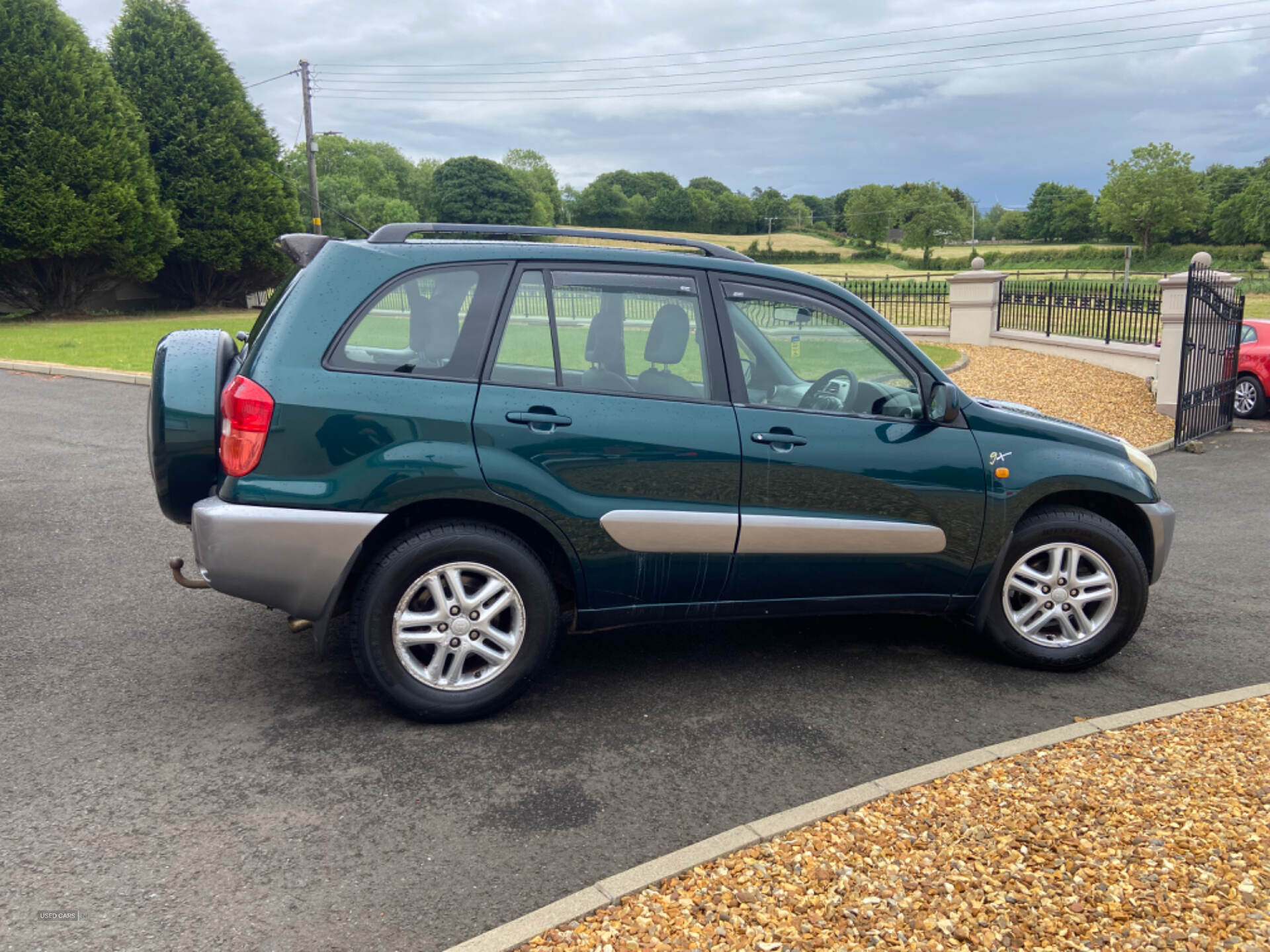 Apr 2003 Toyota RAV4 2.0 D-4D GX 5dr