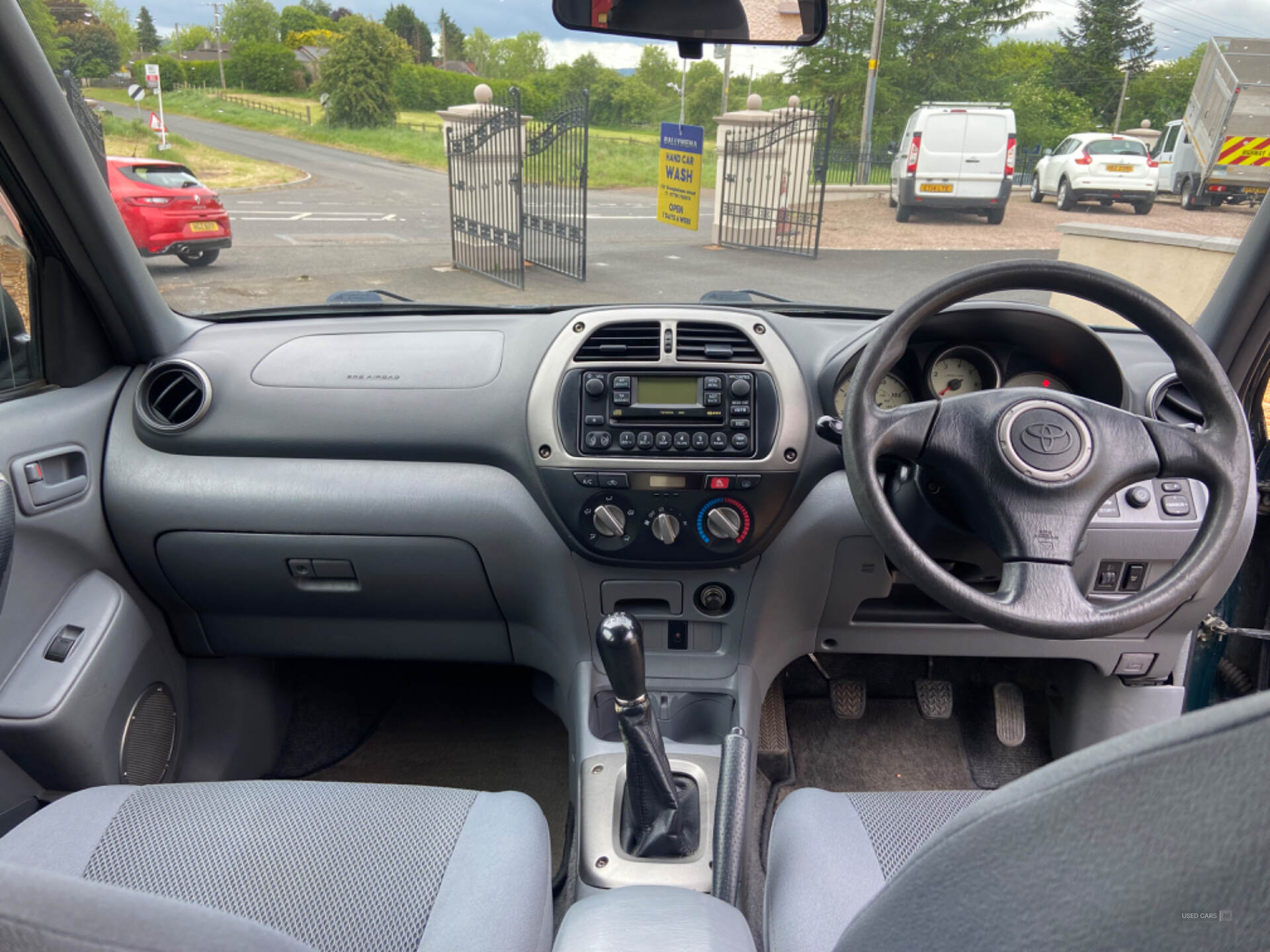 Apr 2003 Toyota RAV4 2.0 D-4D GX 5dr