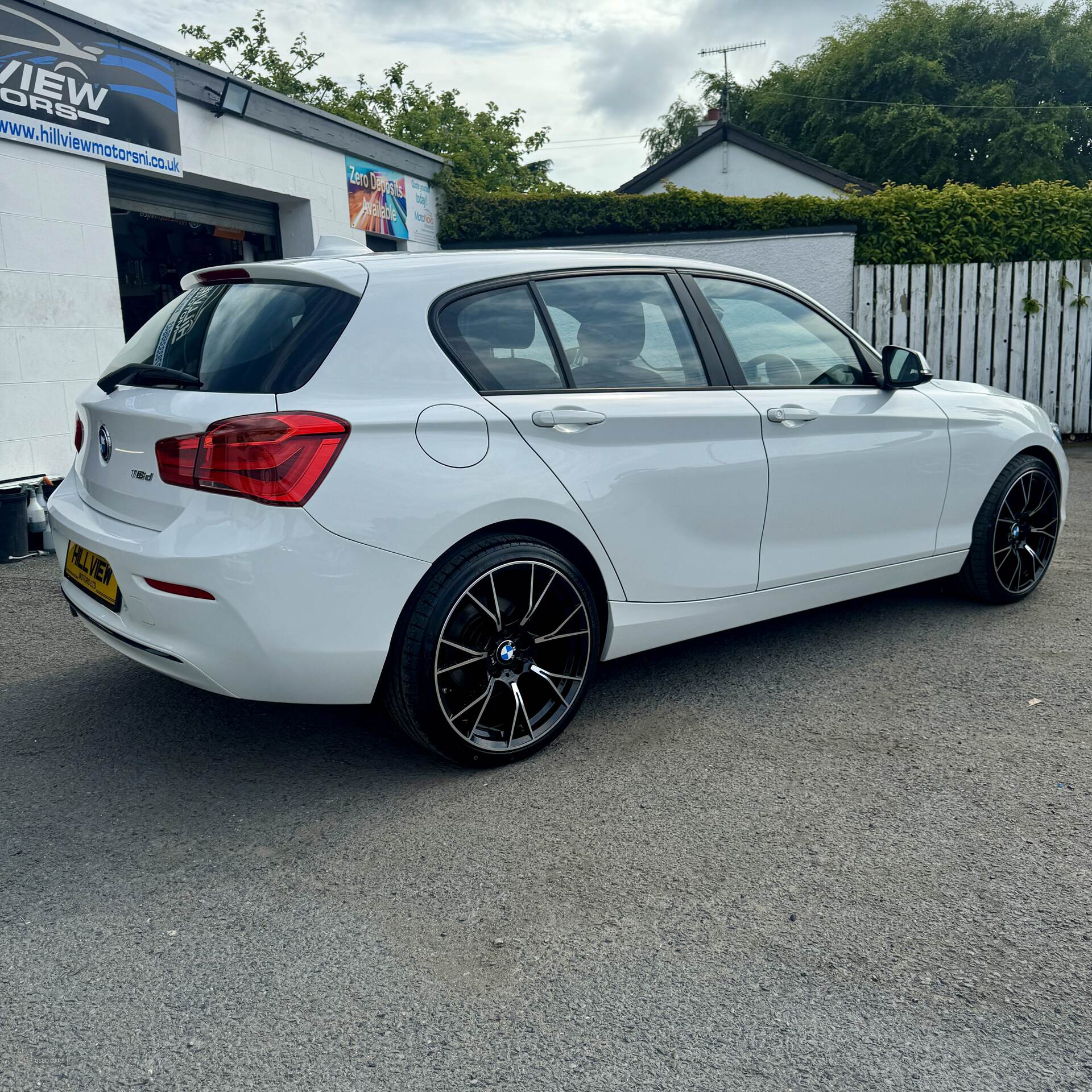 BMW 1 Series DIESEL HATCHBACK in Down