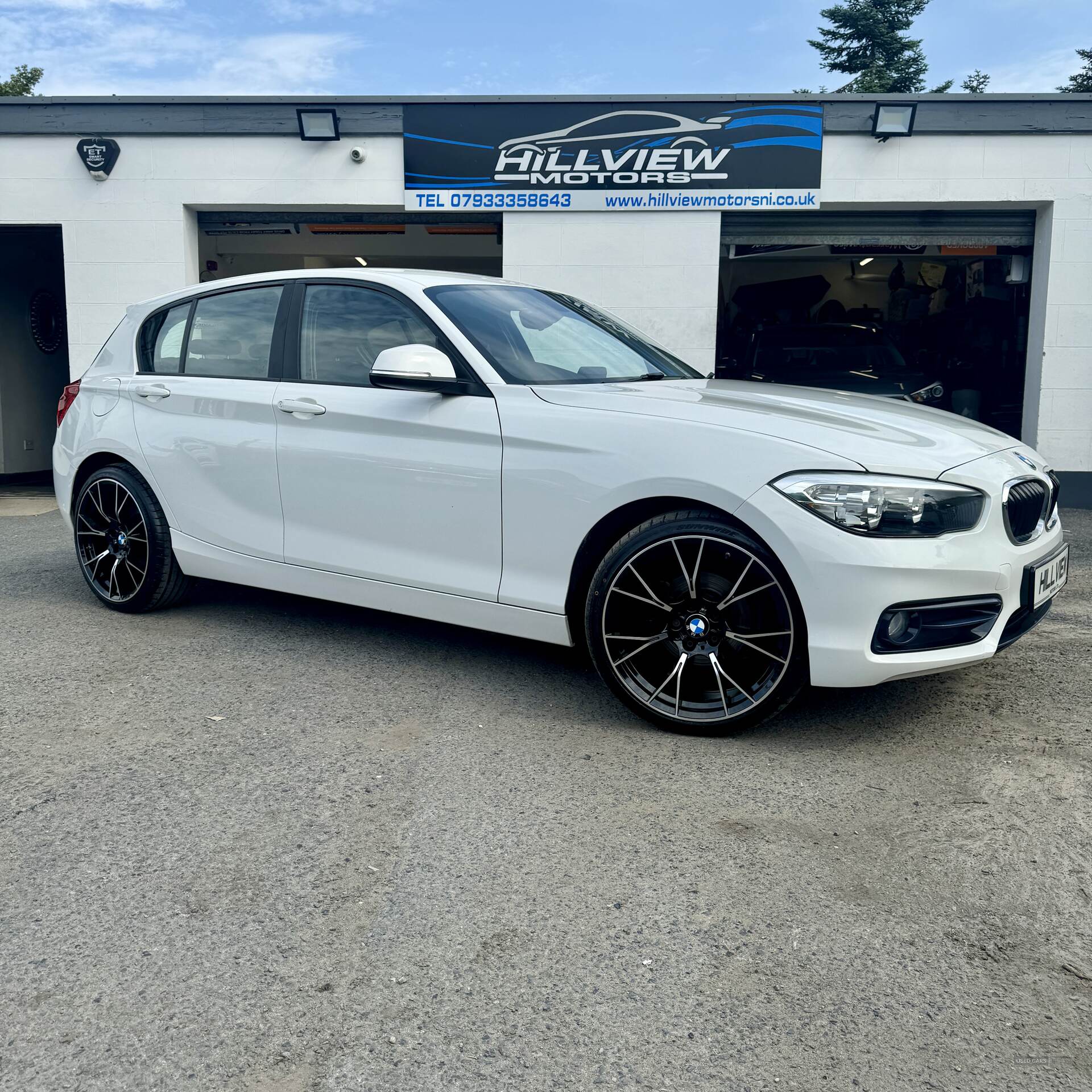 BMW 1 Series DIESEL HATCHBACK in Down