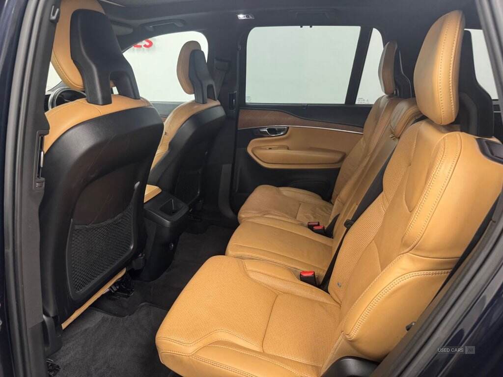 Sep 2016 Volvo XC90 2.0 D5 PowerPulse Inscription 5dr AWD Geartronic