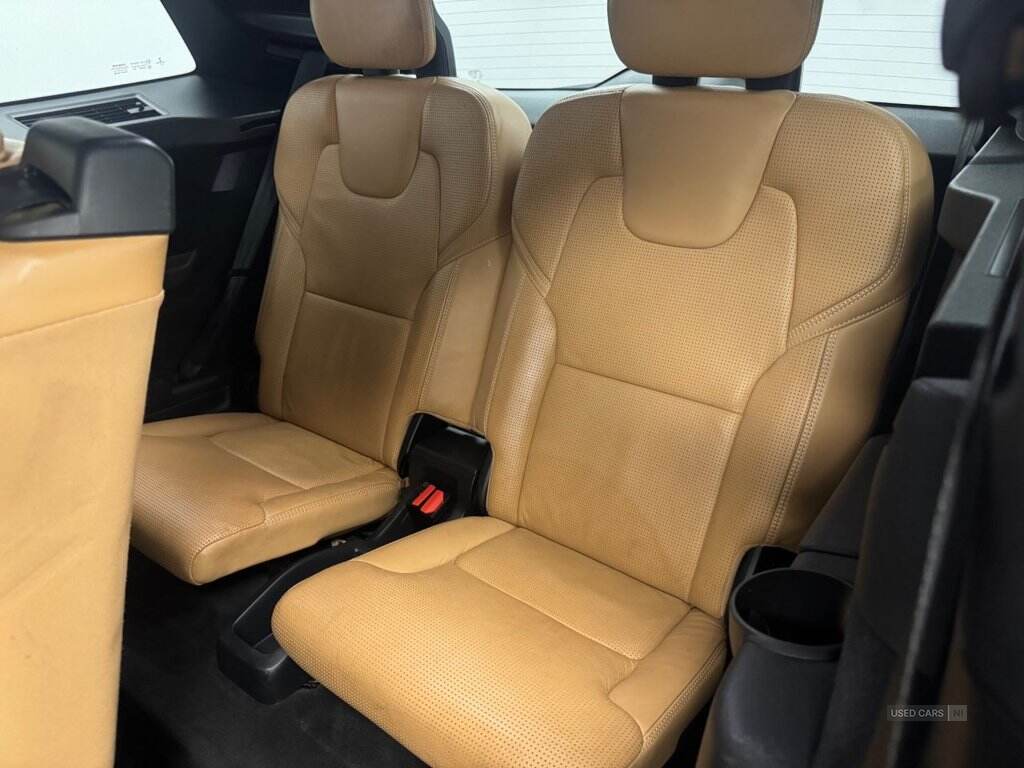 Sep 2016 Volvo XC90 2.0 D5 PowerPulse Inscription 5dr AWD Geartronic