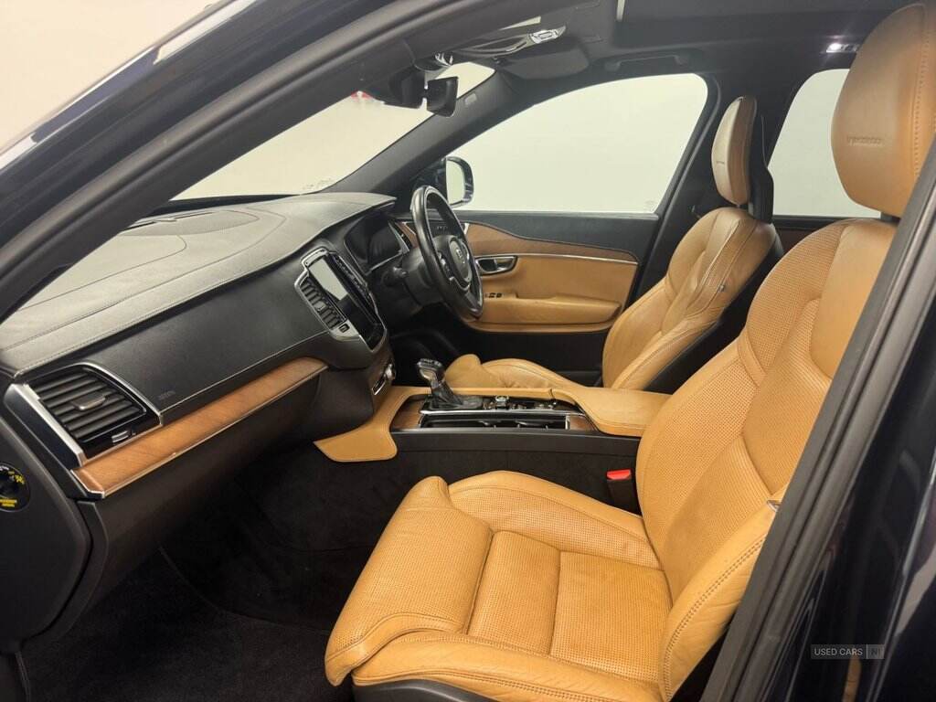 Sep 2016 Volvo XC90 2.0 D5 PowerPulse Inscription 5dr AWD Geartronic