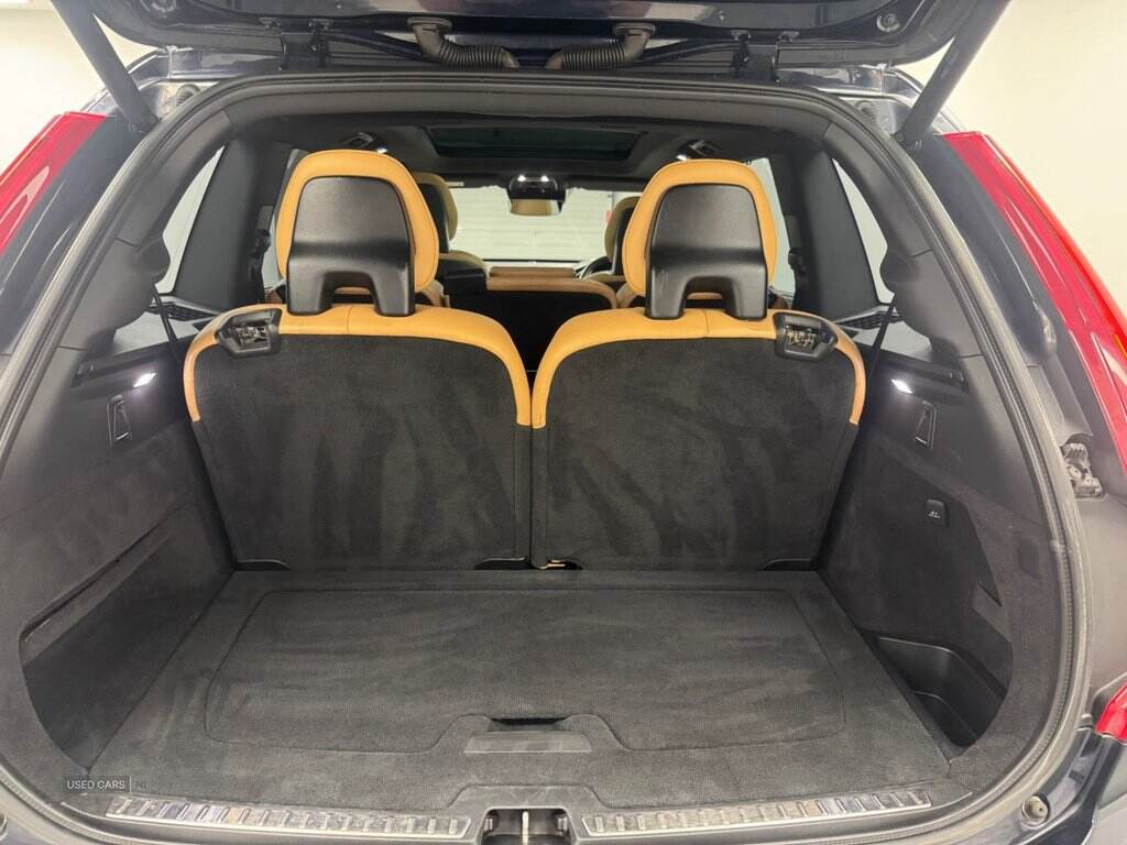 Sep 2016 Volvo XC90 2.0 D5 PowerPulse Inscription 5dr AWD Geartronic