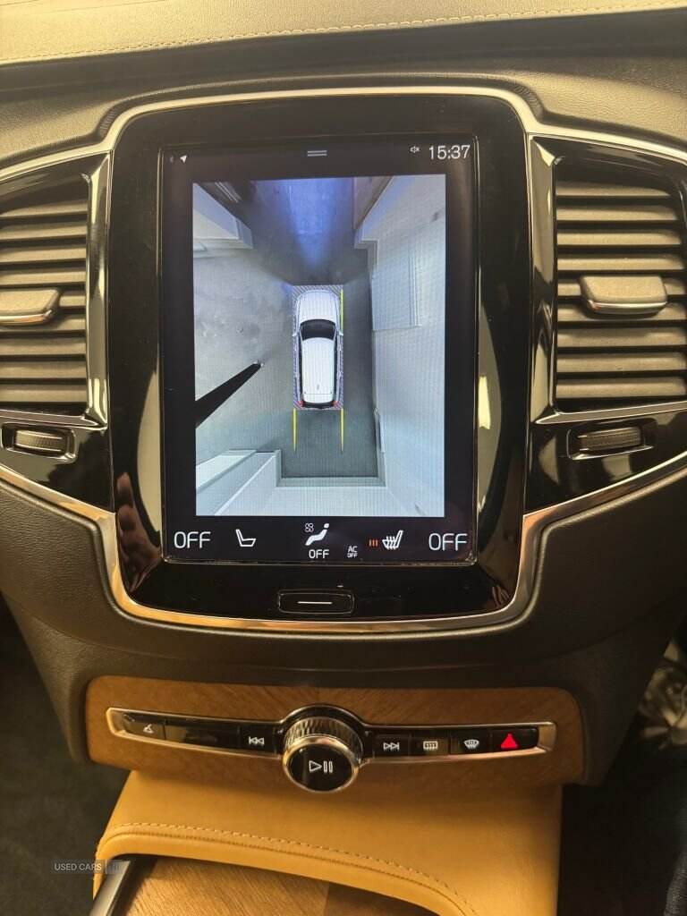 Sep 2016 Volvo XC90 2.0 D5 PowerPulse Inscription 5dr AWD Geartronic