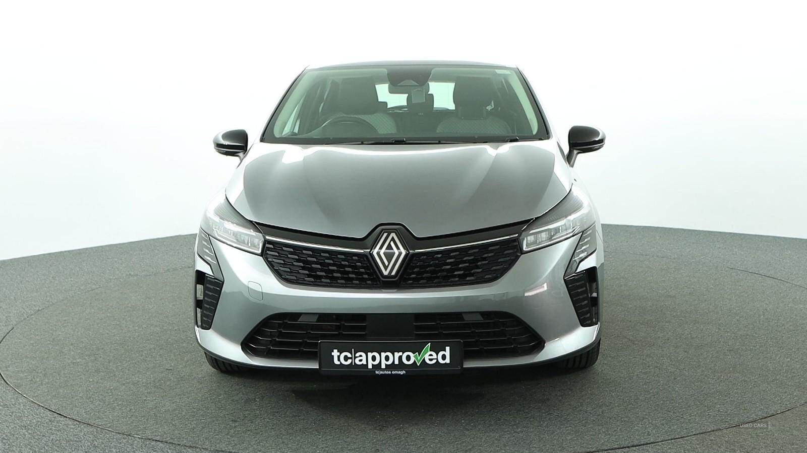 Nov 2023 Renault Clio 1.6 E-TECH full hybrid 145 Evolution 5dr Auto
