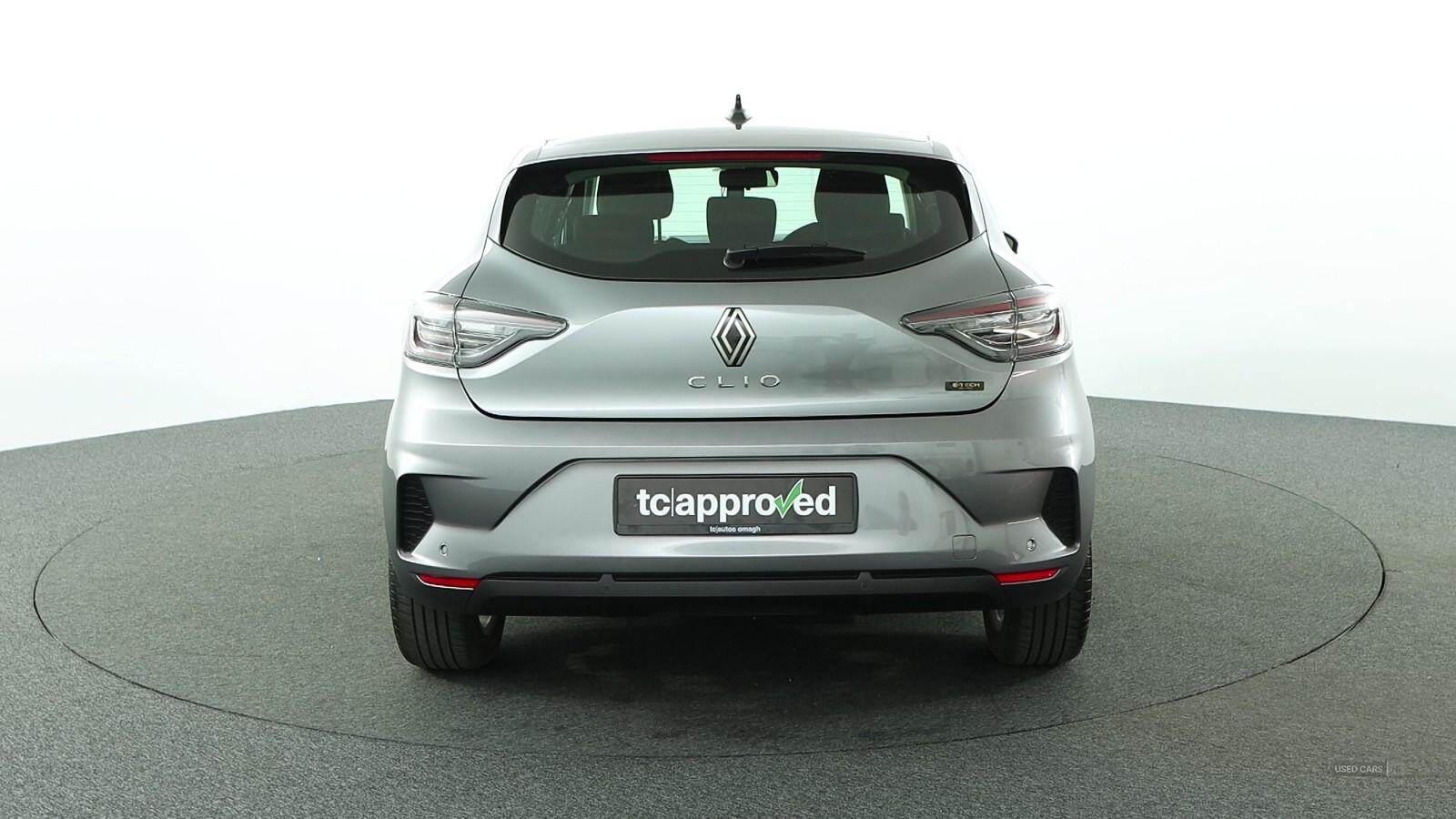 Nov 2023 Renault Clio 1.6 E-TECH full hybrid 145 Evolution 5dr Auto
