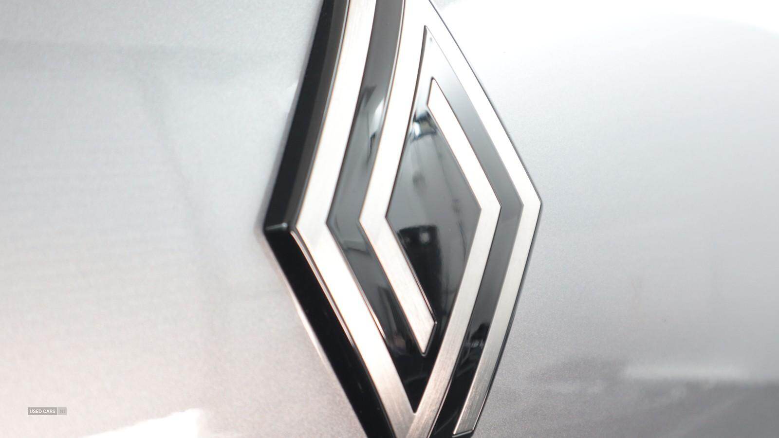 Nov 2023 Renault Clio 1.6 E-TECH full hybrid 145 Evolution 5dr Auto