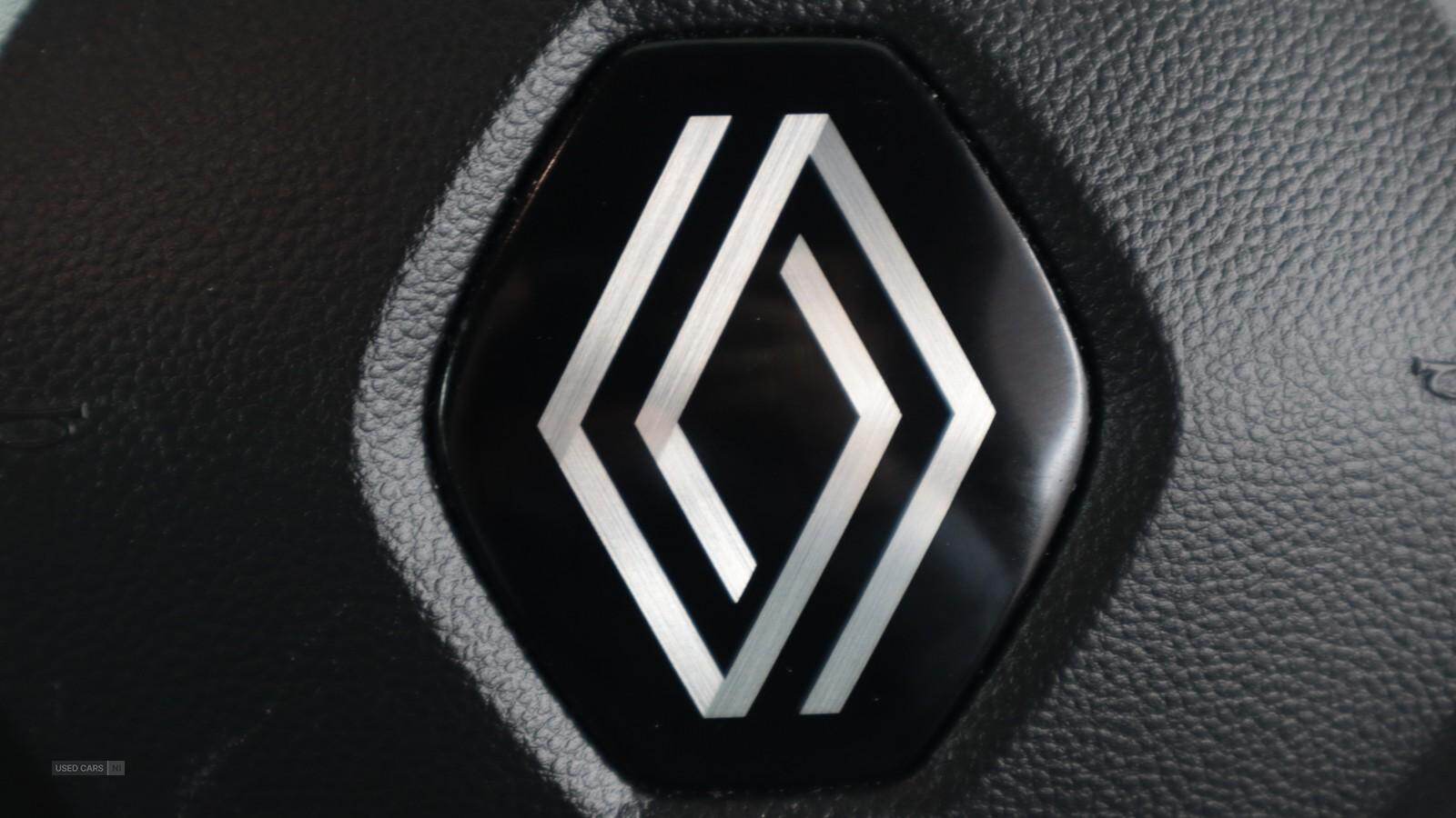 Nov 2023 Renault Clio 1.6 E-TECH full hybrid 145 Evolution 5dr Auto