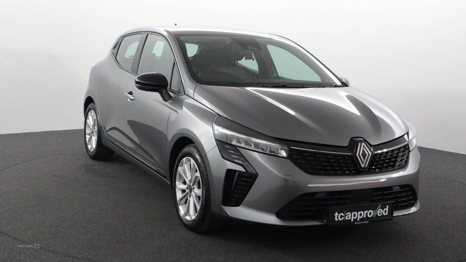 Nov 2023 Renault Clio 1.6 E-TECH full hybrid 145 Evolution 5dr Auto