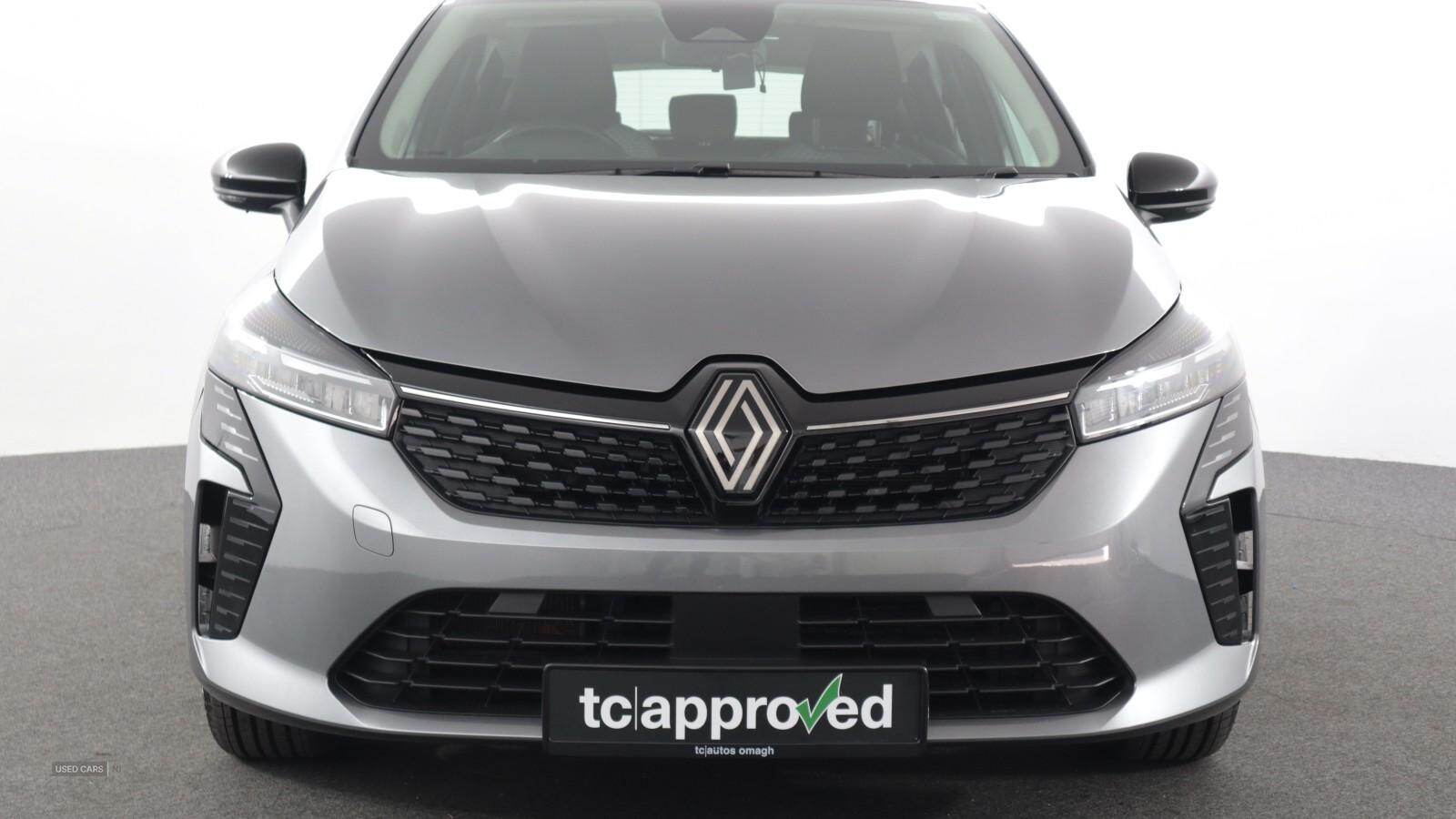Nov 2023 Renault Clio 1.6 E-TECH full hybrid 145 Evolution 5dr Auto