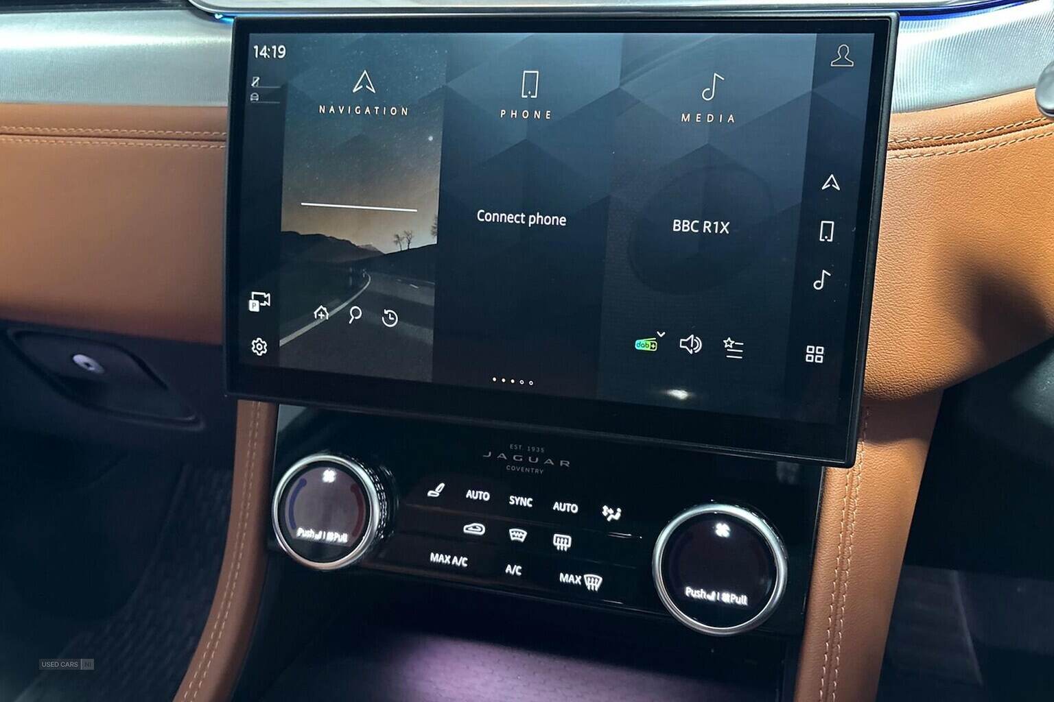 Mar 2022 Jaguar F-Pace 2.0 D200 R-Dynamic Se 5Dr Auto Awd