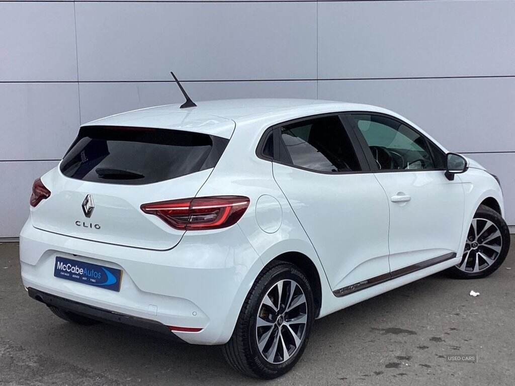 Sep 2020 Renault Clio 1.0 TCe 100 Iconic 5dr