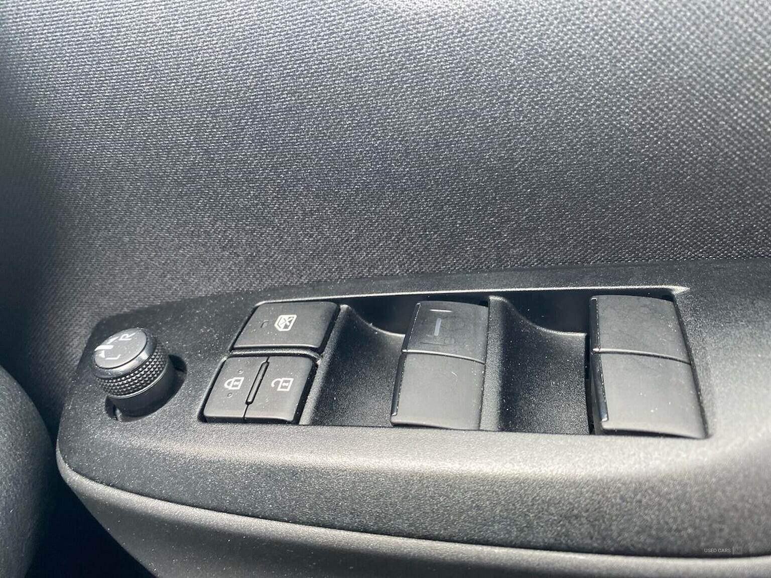 Nov 2022 Toyota Yaris 1.5 Hybrid Design 5Dr Cvt
