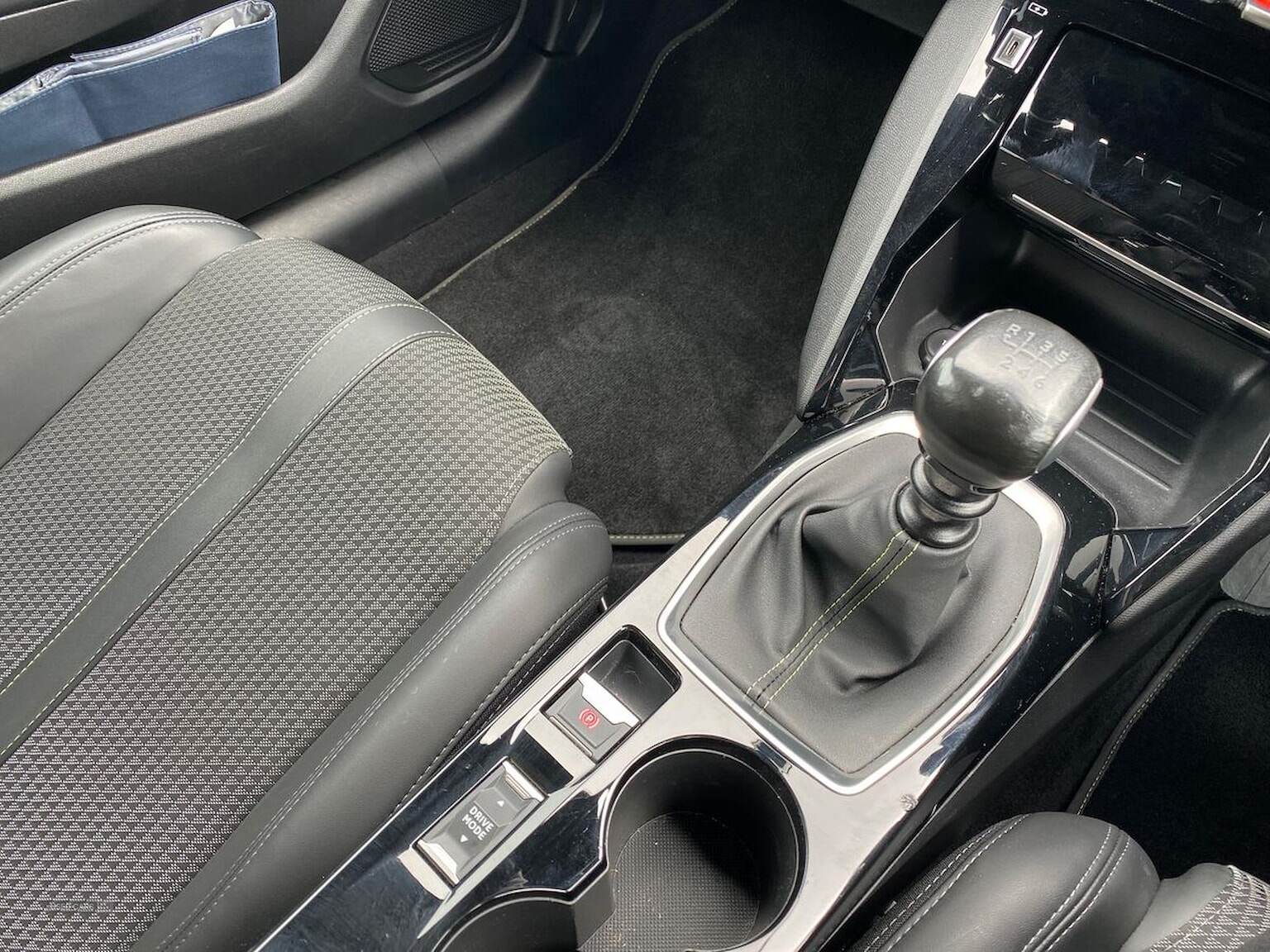 Oct 2020 Peugeot 208 1.2 Puretech 100 Gt Line 5Dr