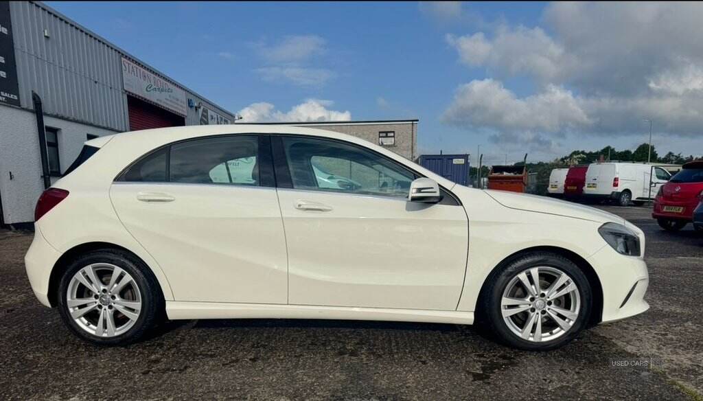 Nov 2015 Mercedes-Benz A-Class A180d Sport 5dr