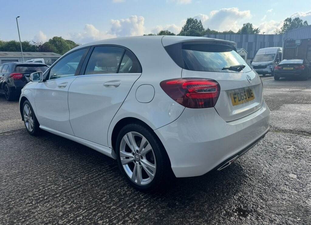 Nov 2015 Mercedes-Benz A-Class A180d Sport 5dr