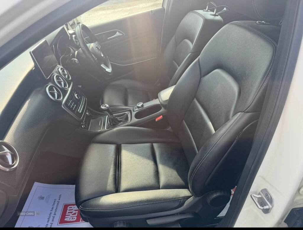 Nov 2015 Mercedes-Benz A-Class A180d Sport 5dr