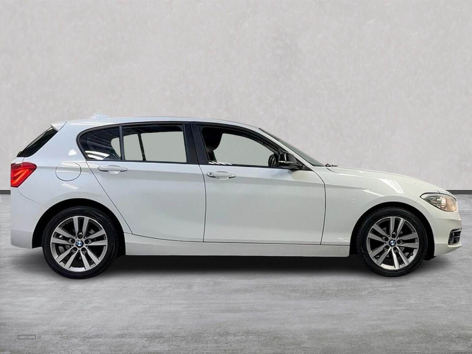Jan 2016 BMW 1 Series 116D Sport 5Dr