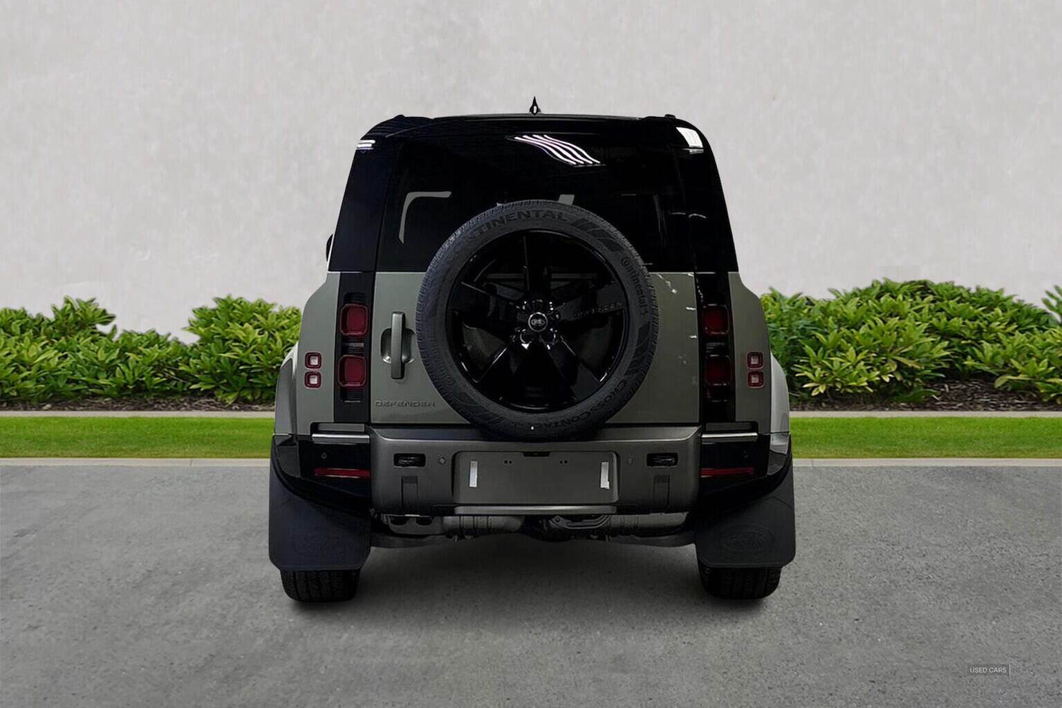 May 2024 Land Rover Defender 3.0 D350 X-Dynamic Hse 110 5Dr Auto [7 Seat]