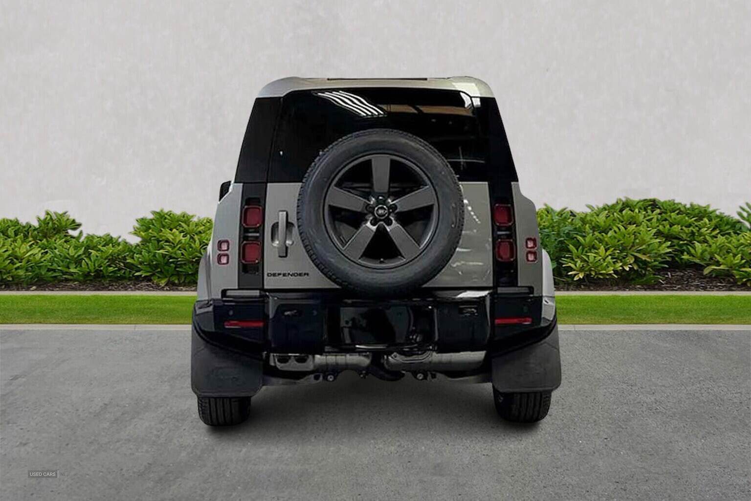 2025 Land Rover Defender 3.0 D250 X-Dynamic Hse 110 5Dr Auto