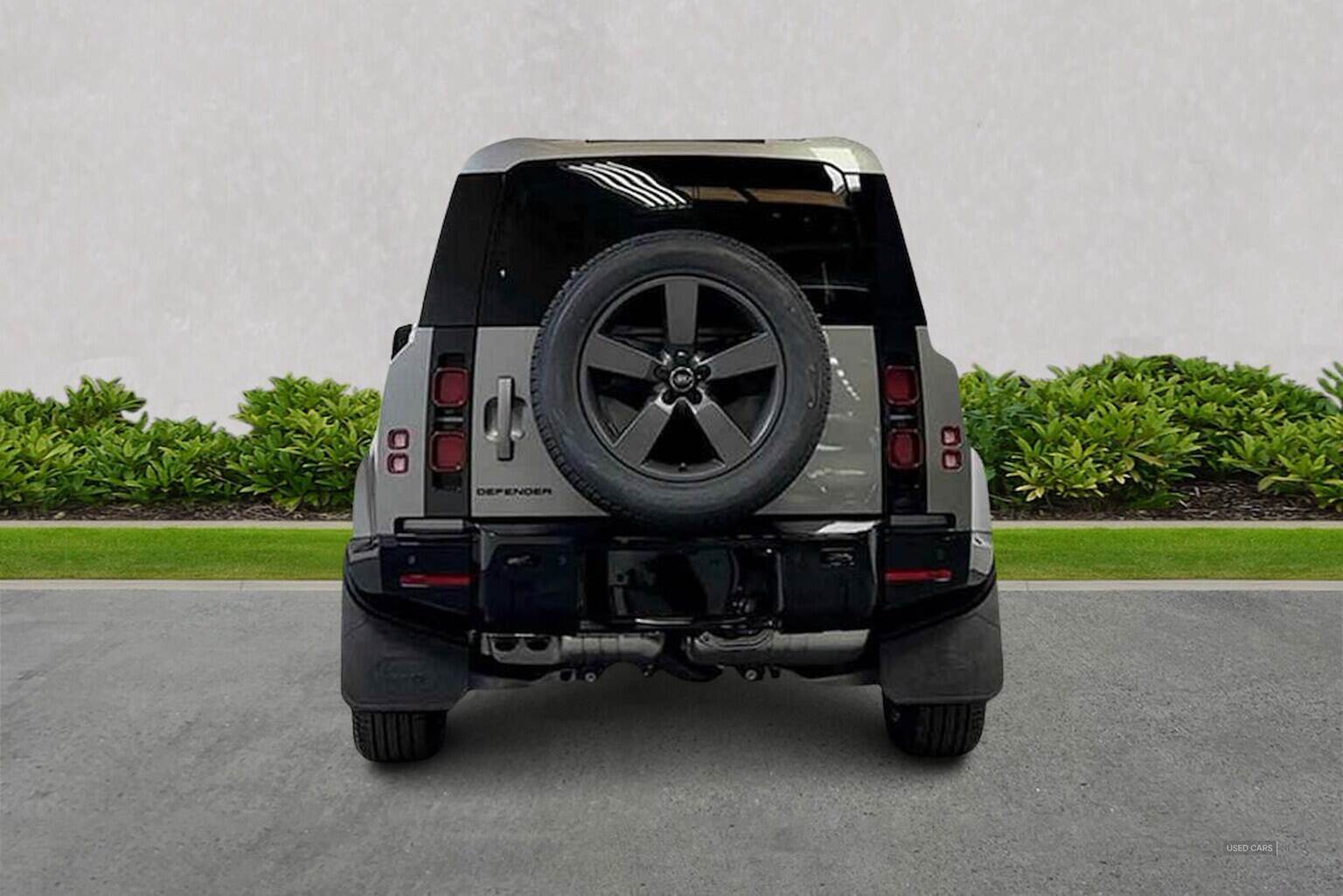 2025 Land Rover Defender 3.0 D250 X-Dynamic Hse 110 5Dr Auto