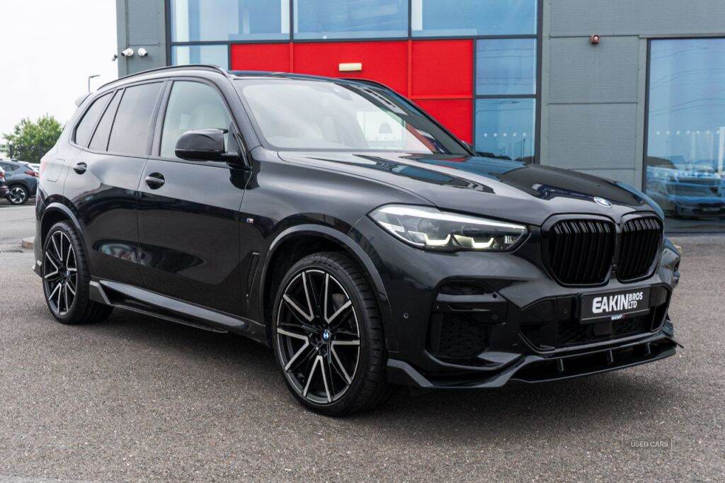 Mar 2022 BMW X5 xDrive30d MHT M Sport 5dr Auto