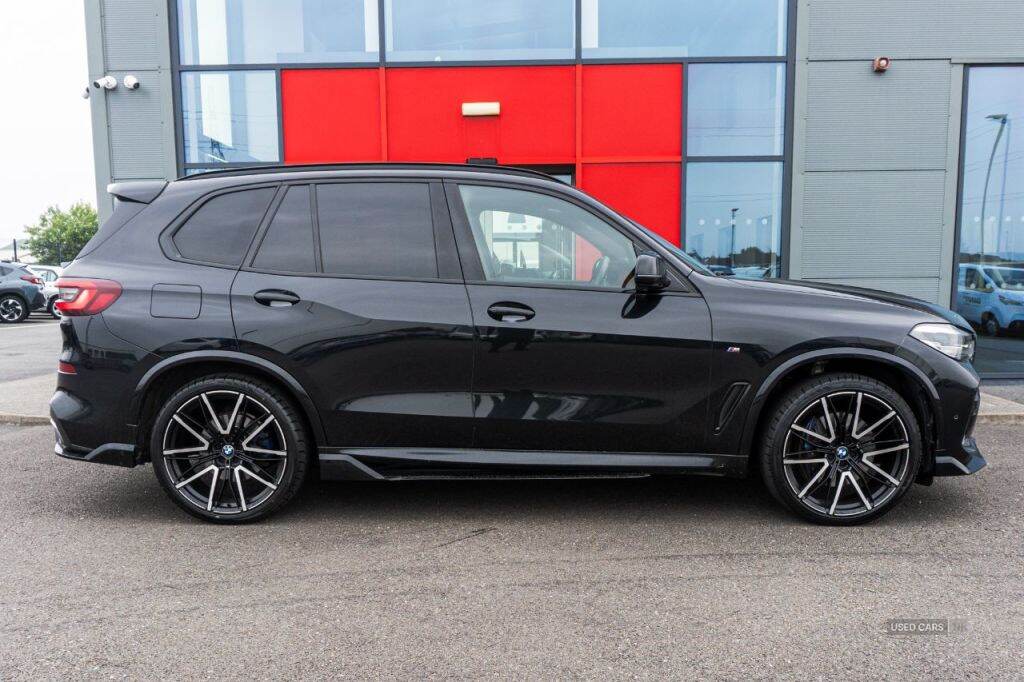 Mar 2022 BMW X5 xDrive30d MHT M Sport 5dr Auto