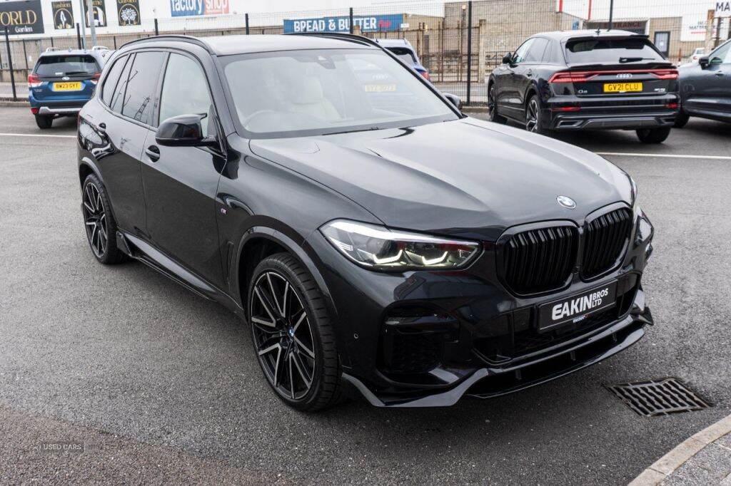 Mar 2022 BMW X5 xDrive30d MHT M Sport 5dr Auto