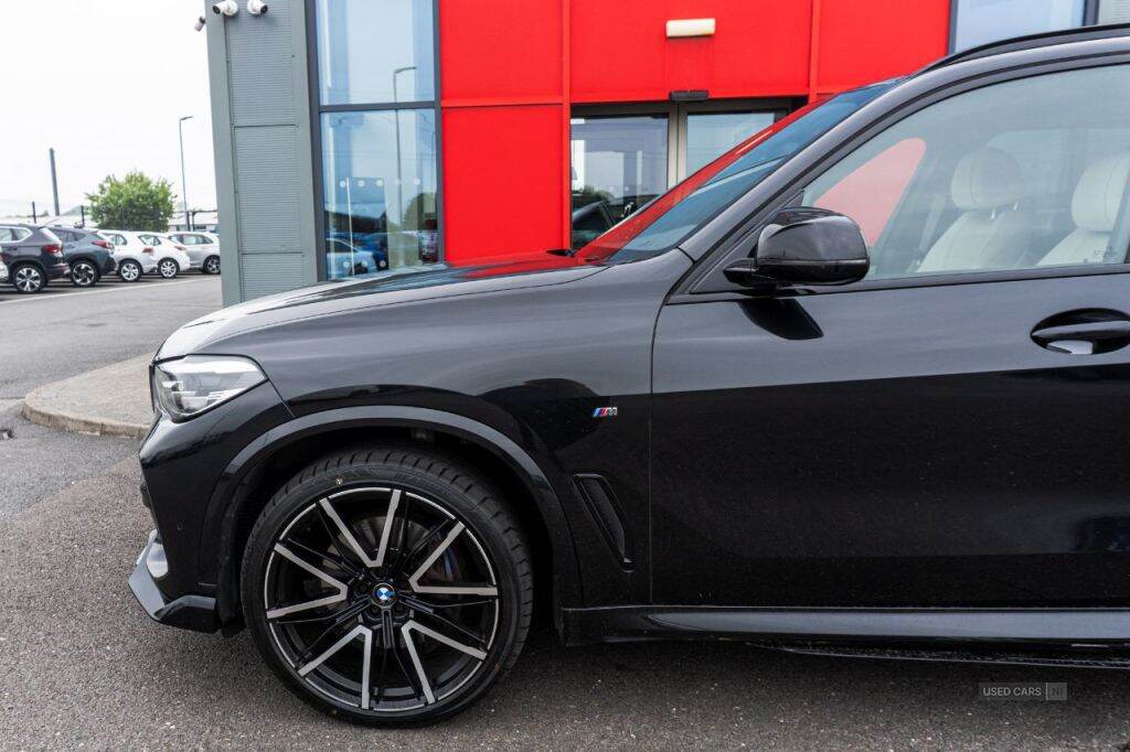 Mar 2022 BMW X5 xDrive30d MHT M Sport 5dr Auto