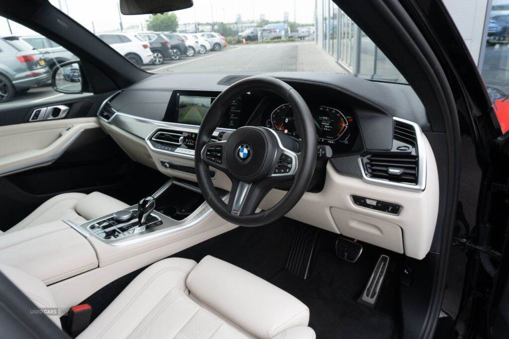 Mar 2022 BMW X5 xDrive30d MHT M Sport 5dr Auto