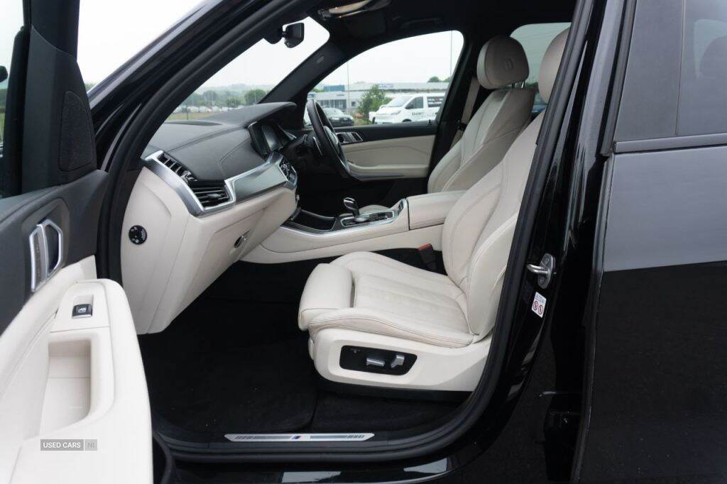 Mar 2022 BMW X5 xDrive30d MHT M Sport 5dr Auto