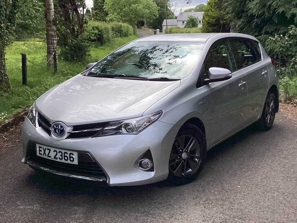 Mar 2013 Toyota Auris 1.8 VVTi Hybrid Icon 5dr CVT Auto