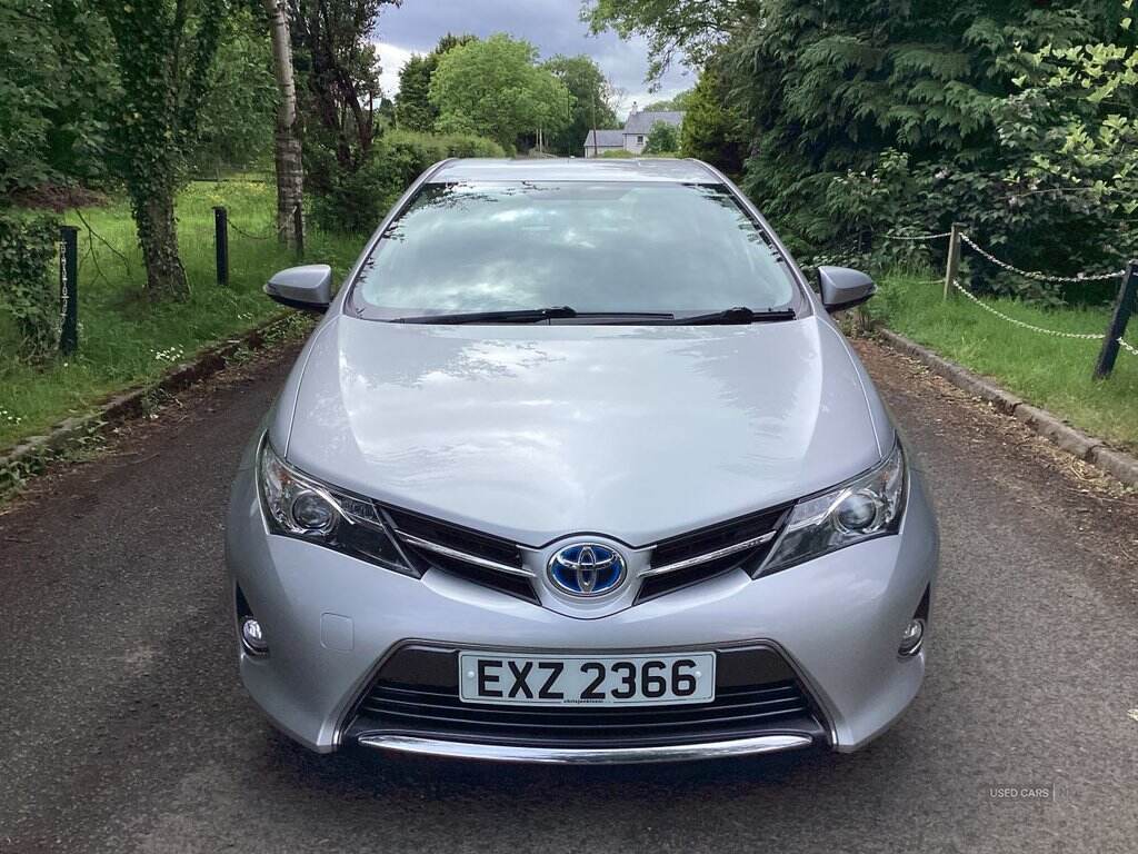 Mar 2013 Toyota Auris 1.8 VVTi Hybrid Icon 5dr CVT Auto