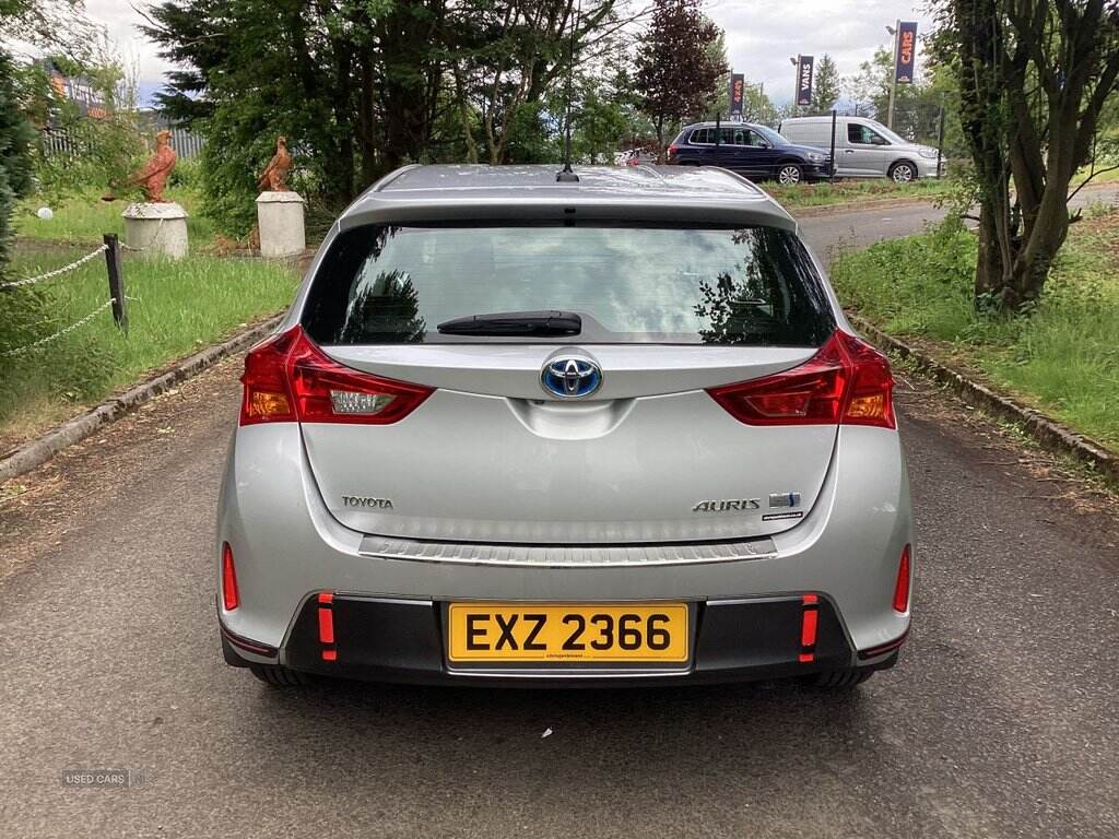 Mar 2013 Toyota Auris 1.8 VVTi Hybrid Icon 5dr CVT Auto