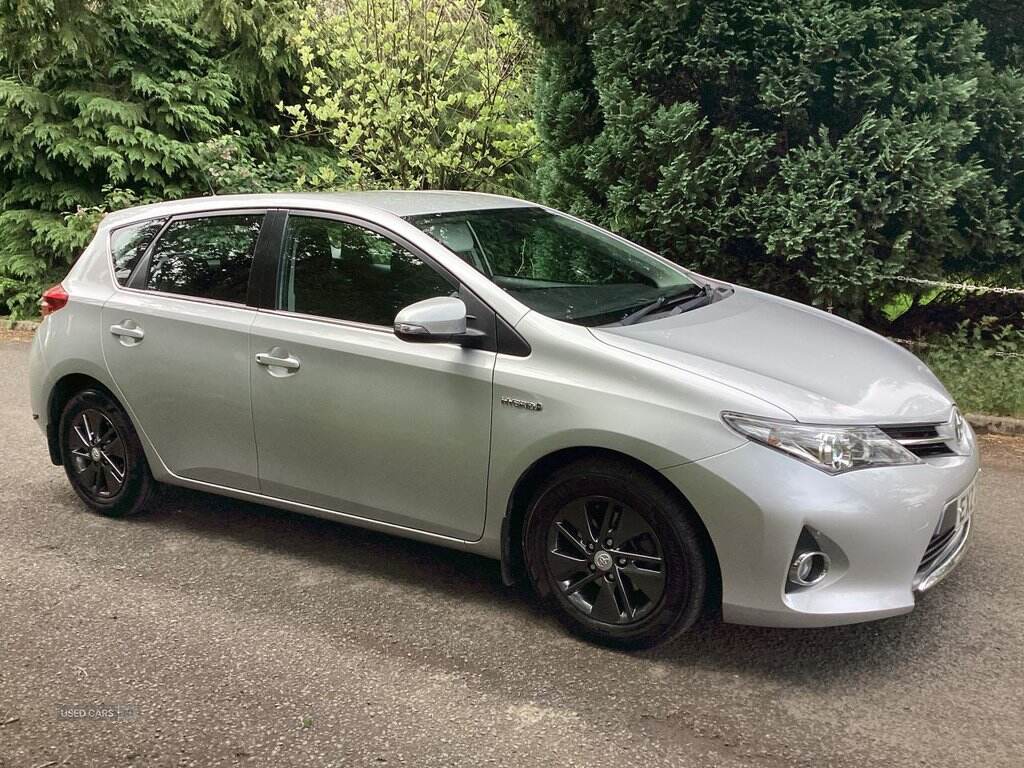 Mar 2013 Toyota Auris 1.8 VVTi Hybrid Icon 5dr CVT Auto