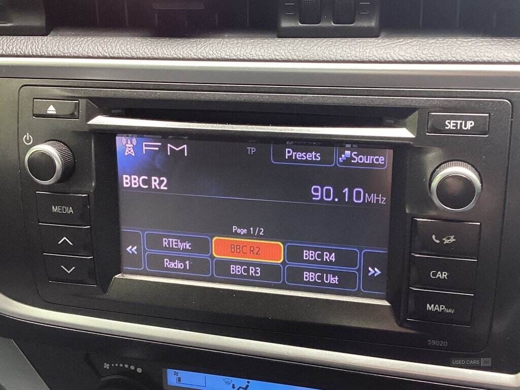 Mar 2013 Toyota Auris 1.8 VVTi Hybrid Icon 5dr CVT Auto