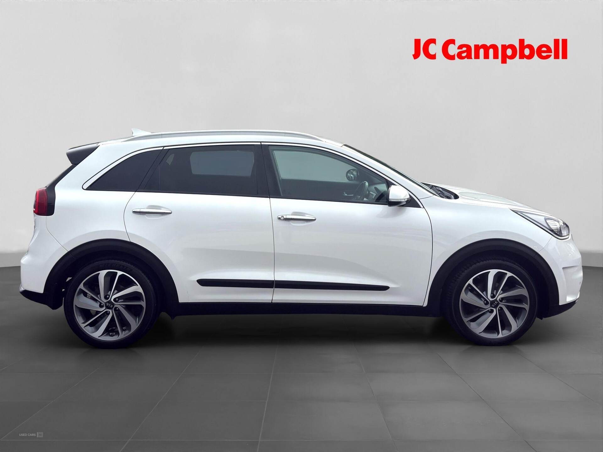 Aug 2016 Kia Niro 1.6 GDi Hybrid 3 5dr DCT