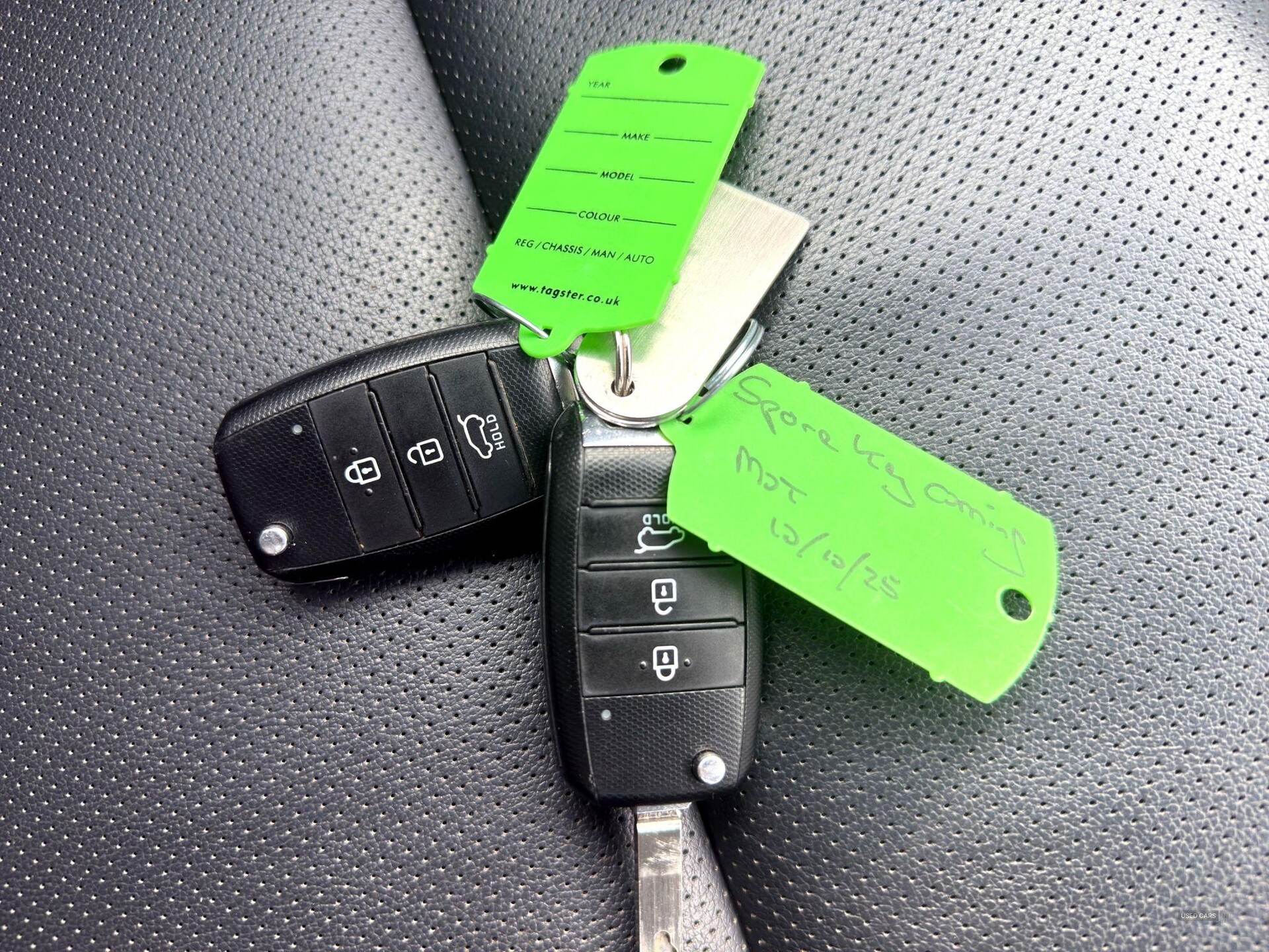 Aug 2016 Kia Niro 1.6 GDi Hybrid 3 5dr DCT