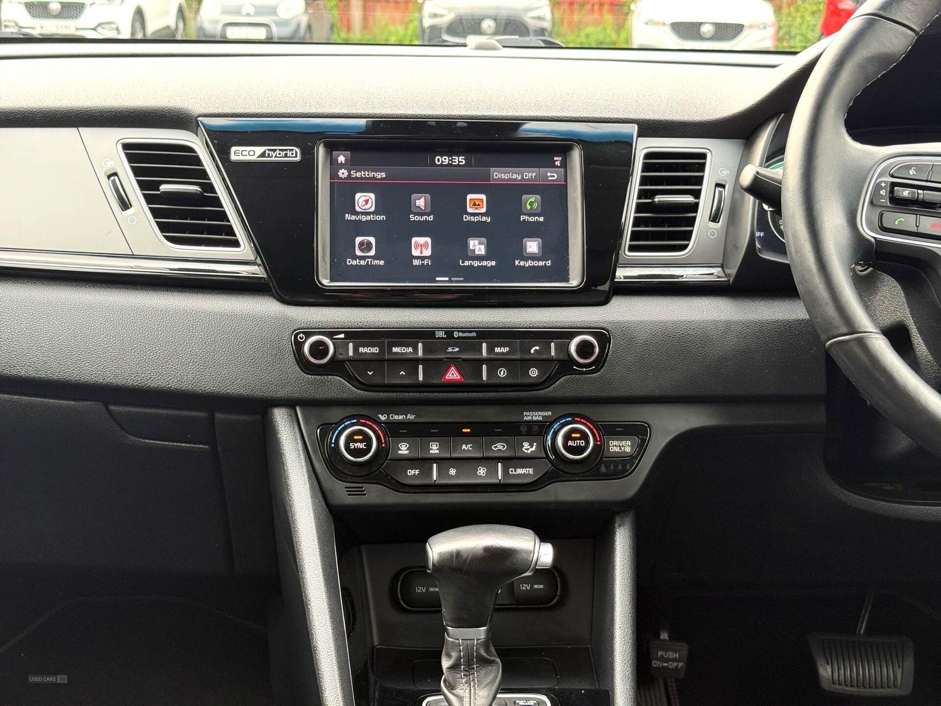Aug 2016 Kia Niro 1.6 GDi Hybrid 3 5dr DCT