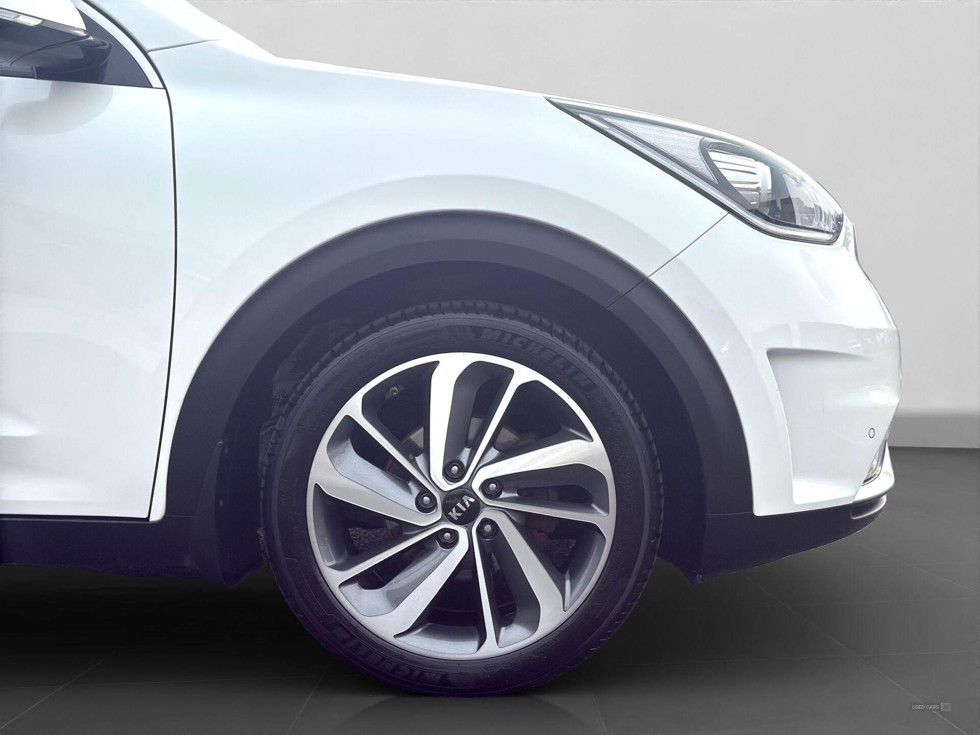 Aug 2016 Kia Niro 1.6 GDi Hybrid 3 5dr DCT