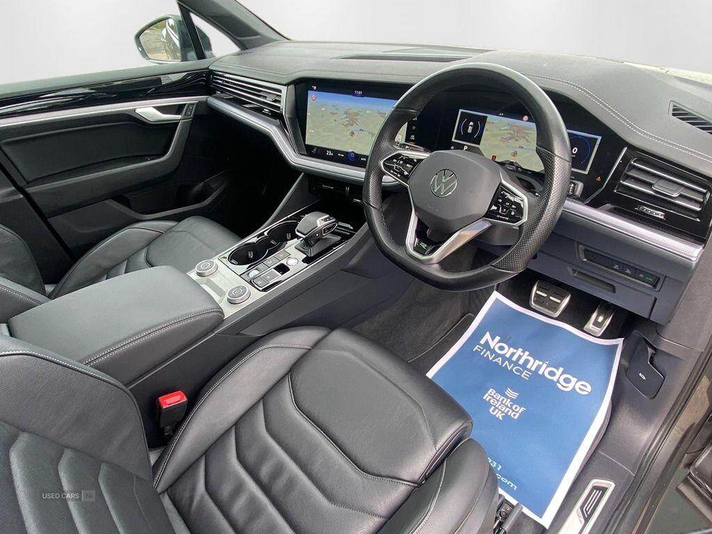 Mar 2022 Volkswagen Touareg 3.0 V6 TDI 4Motion Black Edition 5dr Tip Auto